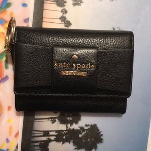 Small Kate Spade wallet